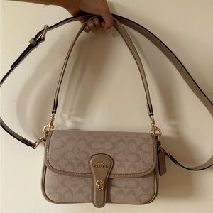 COACH Hadley shoulder bag